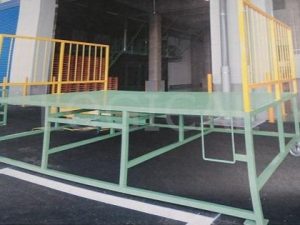鉄骨架台