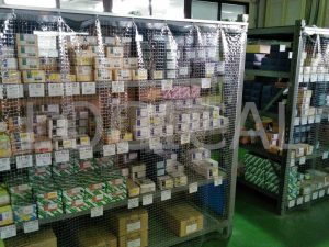 ラック用防塵カーテン マグネット式透明カーテン