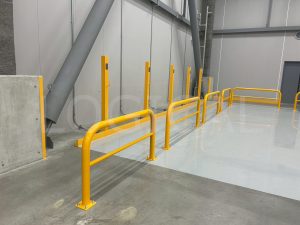 歩行者通路用ガードレール